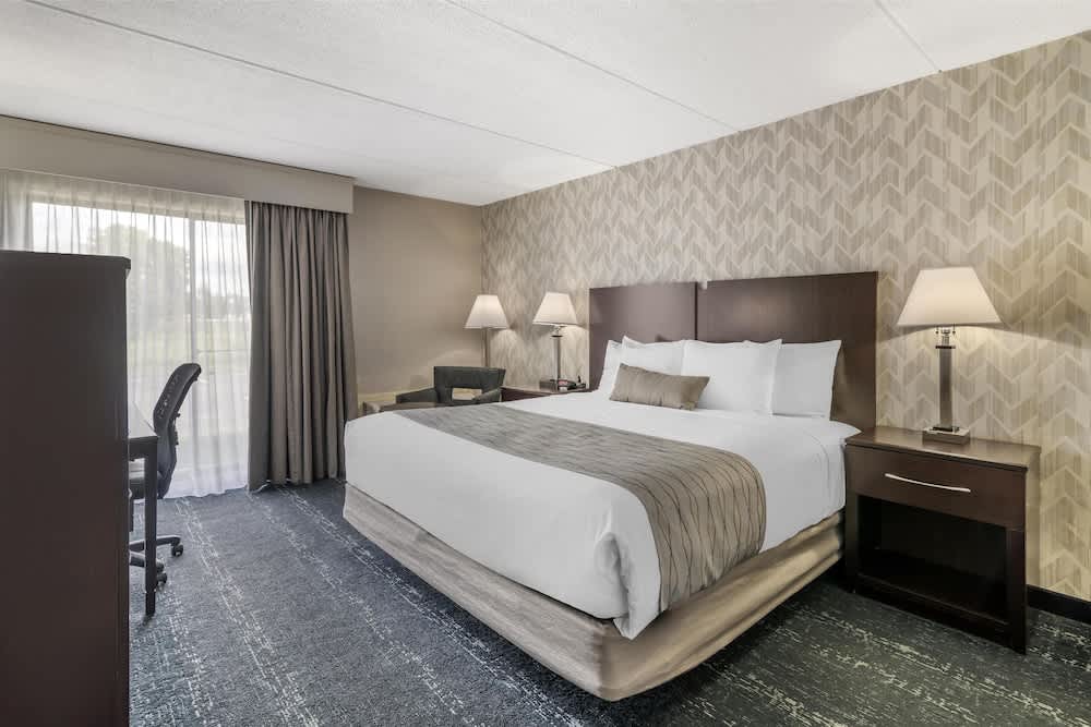 Best Western Plus Keene Hotel 1