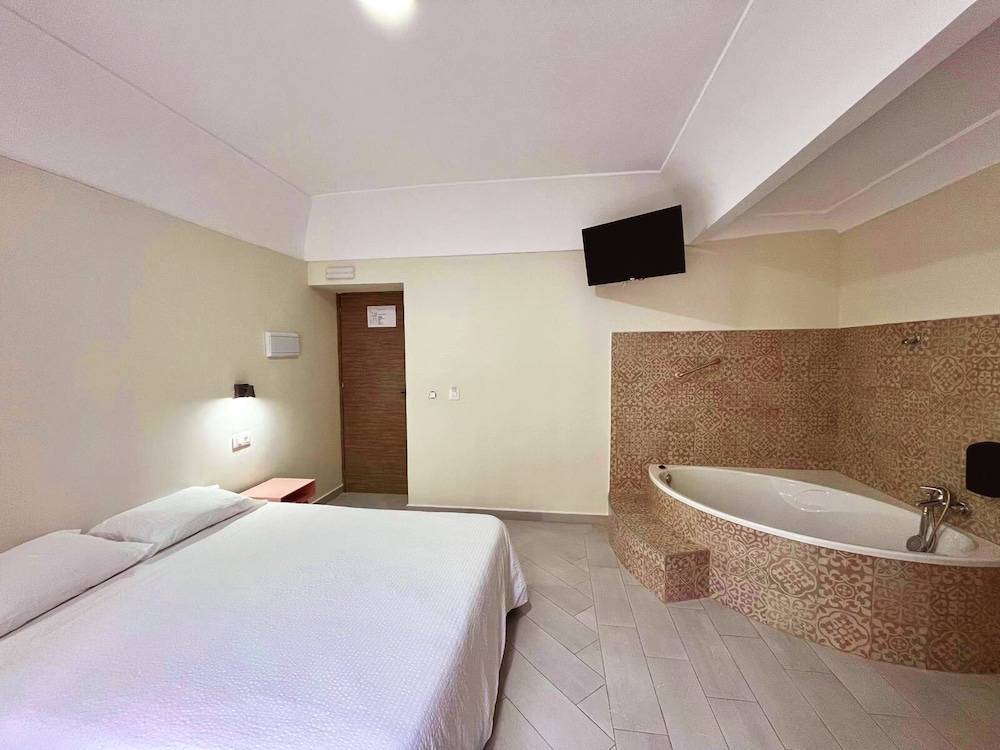 Hostal Pompeya Merida 2