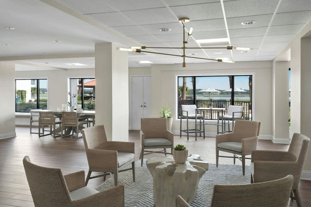 Marriott's Harbour Point and Sunset Pointe at Shelter Cove 2