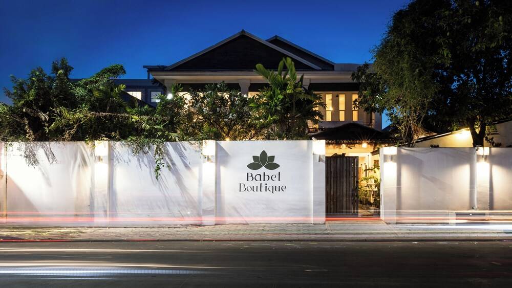 Babel Boutique 1