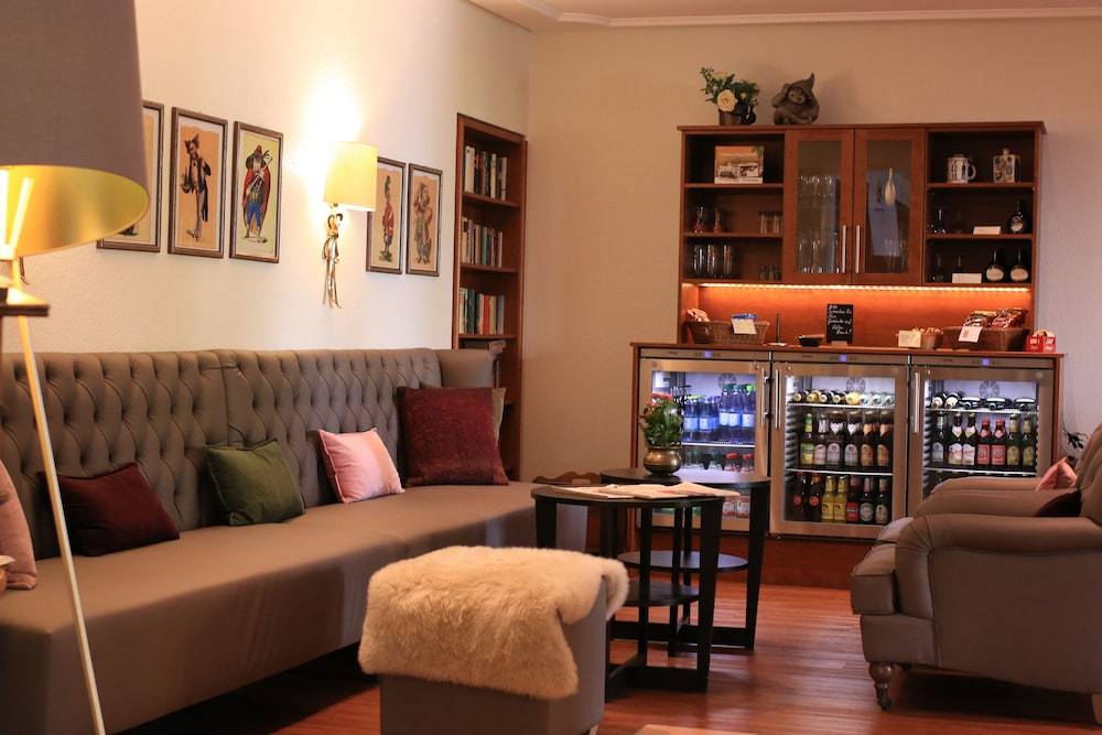 Hotel Alexa 2