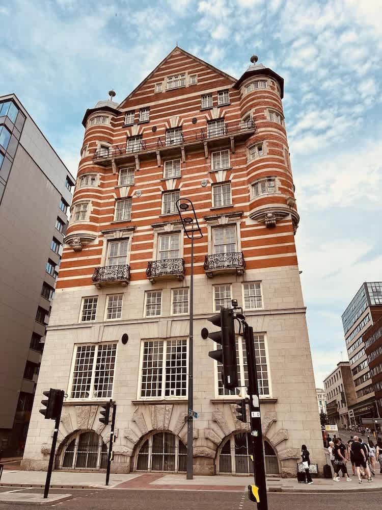 White Star Line Hotel 1