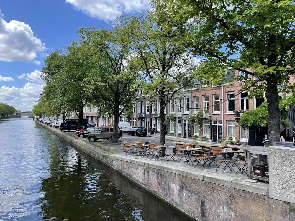 Bed and Breakfast Amsterdam 1