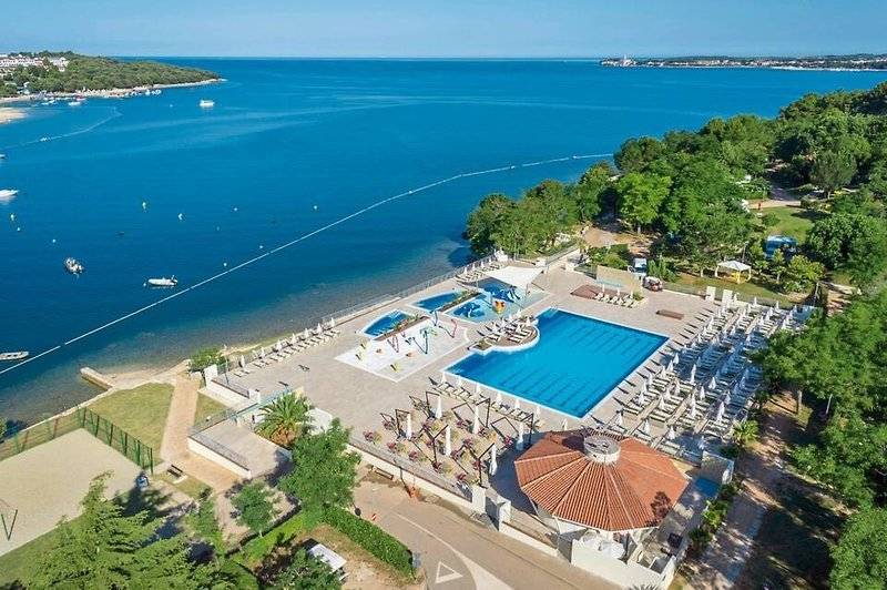 Lanterna Premium Camping Resort by Happy Camp 2