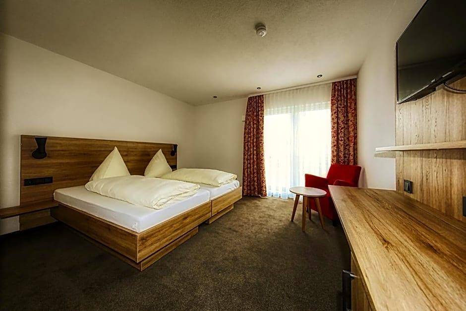 Hotel Linde Pfalz 1