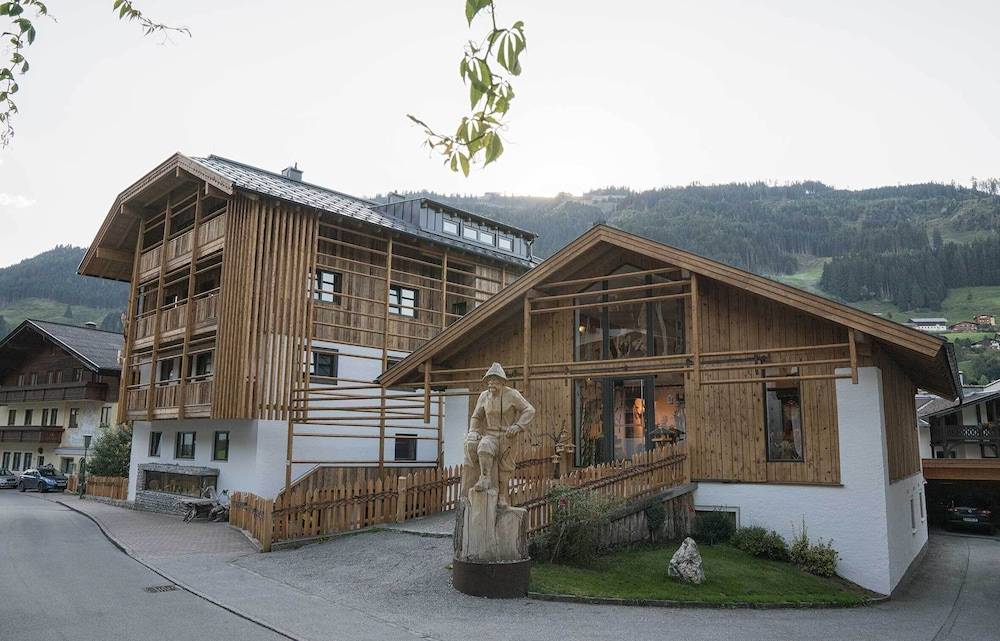 Atelier Garni Astei 1