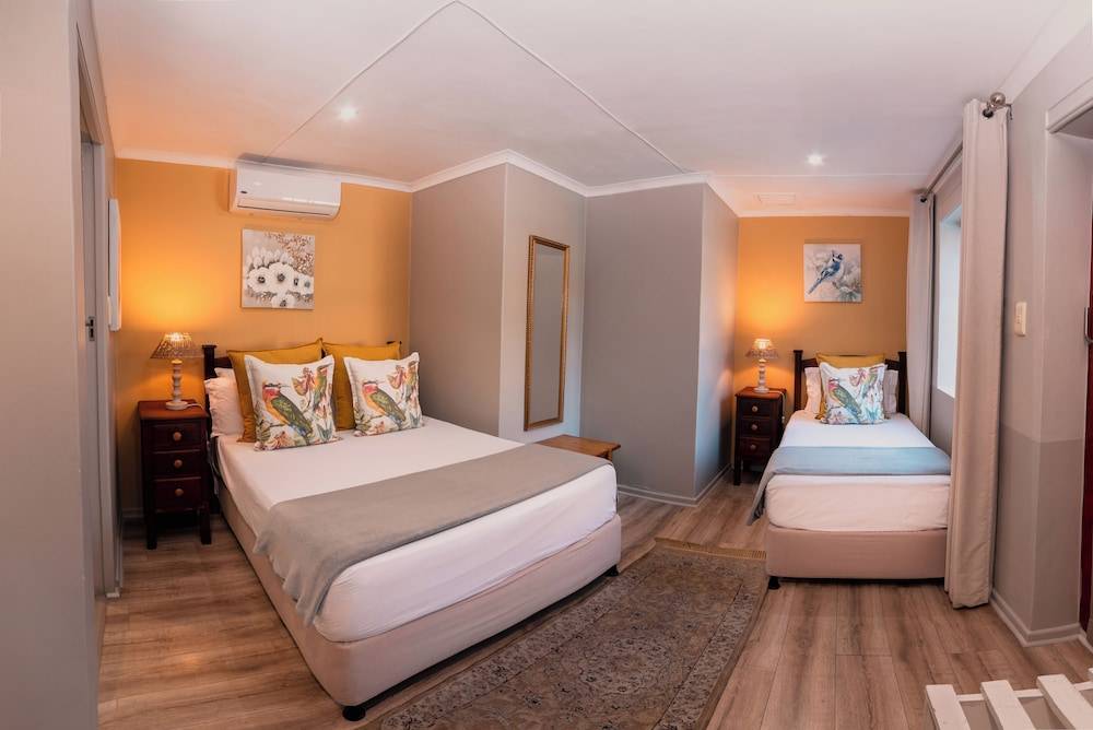 88 Baron van Reede Guesthouse 1