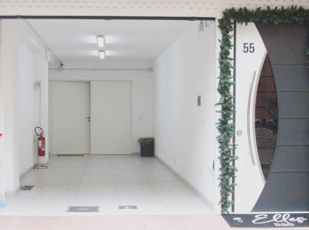 B&B Elles con parcheggio interno e ricarica auto elettrica 1