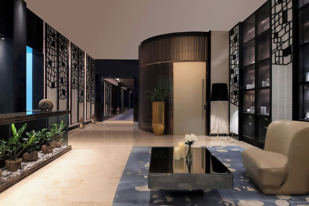 The Ritz-Carlton, Doha 2