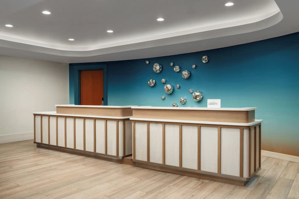 Courtyard by Marriott Oceanside Fort Lauderdale Beach 2