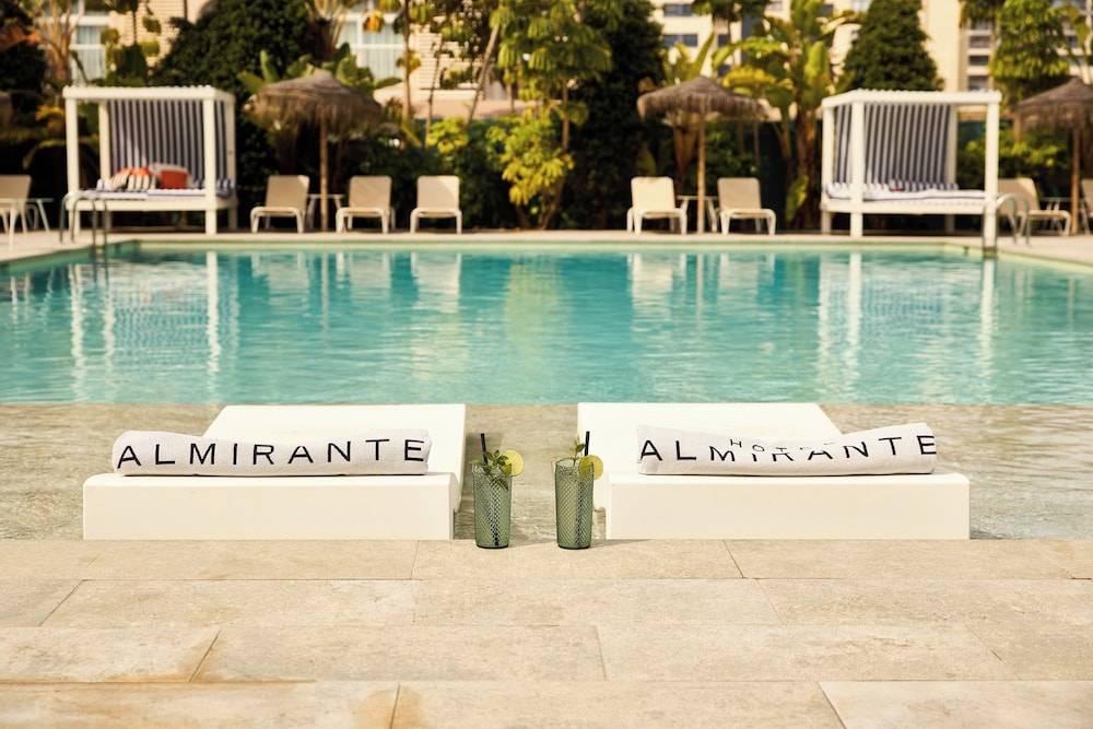 Hotel Almirante 2