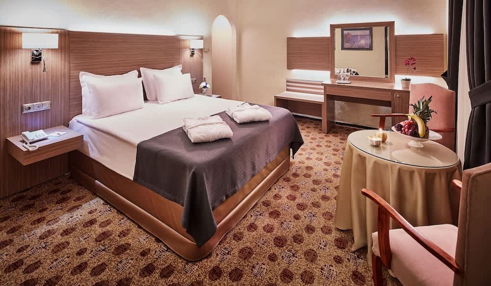 Güneş Hotel Merter 1