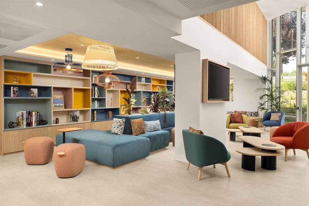 Hampton By Hilton Paris Charles De Gaulle Airport 2
