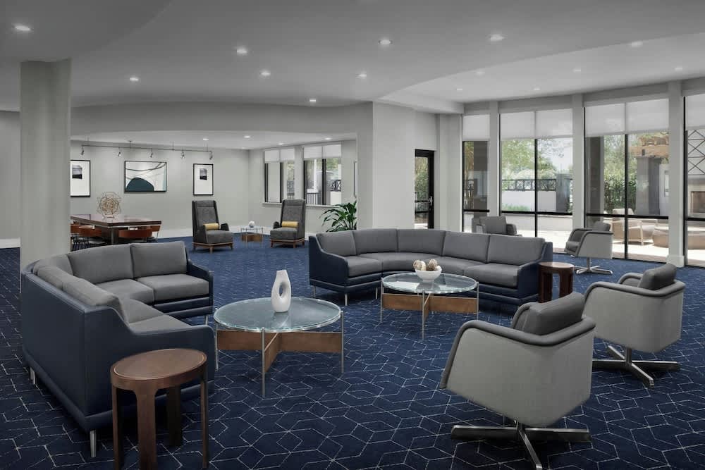Courtyard by Marriott Pensacola Downtown 2