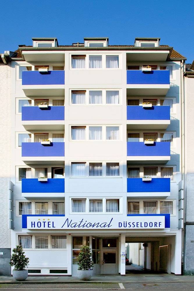 Hotel National Düsseldorf (Superior) 1
