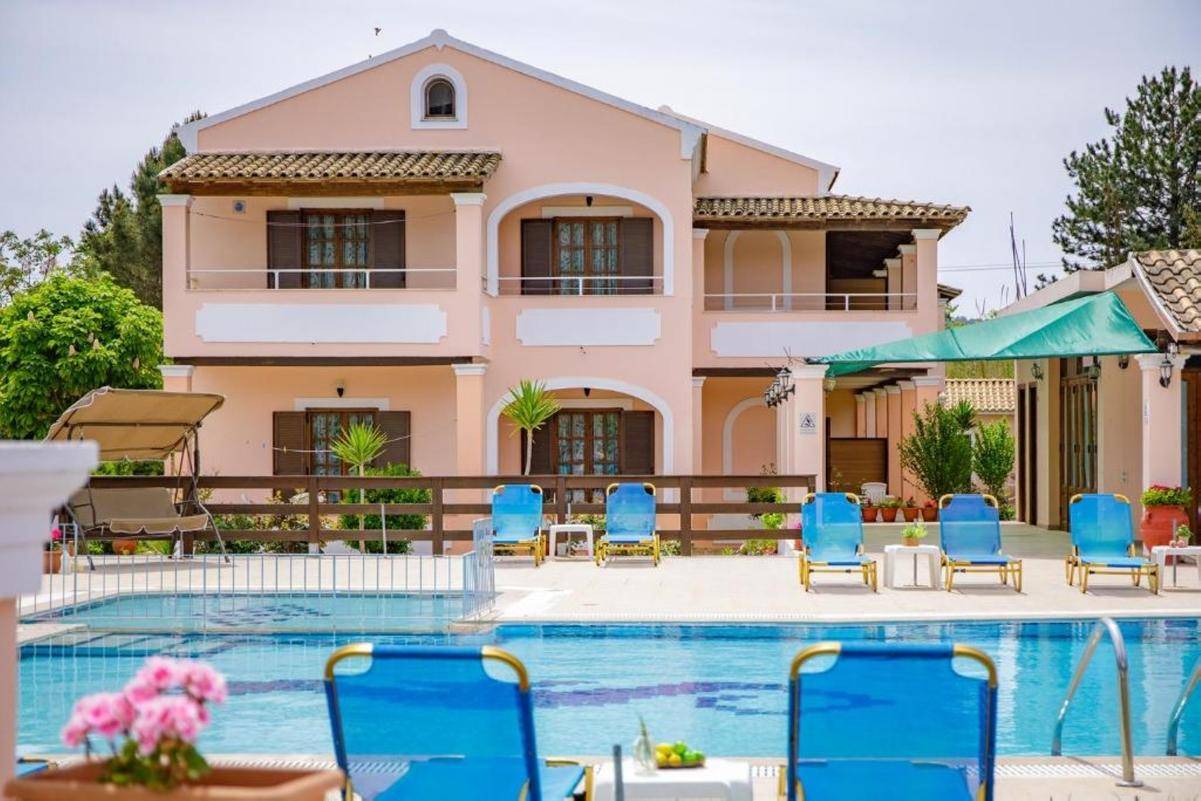 Nikos and Dimitris Pool Apartments Sidari 1