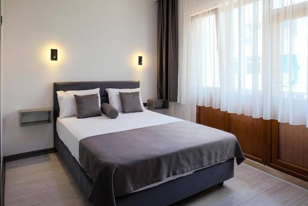 Kariva Hotel 2