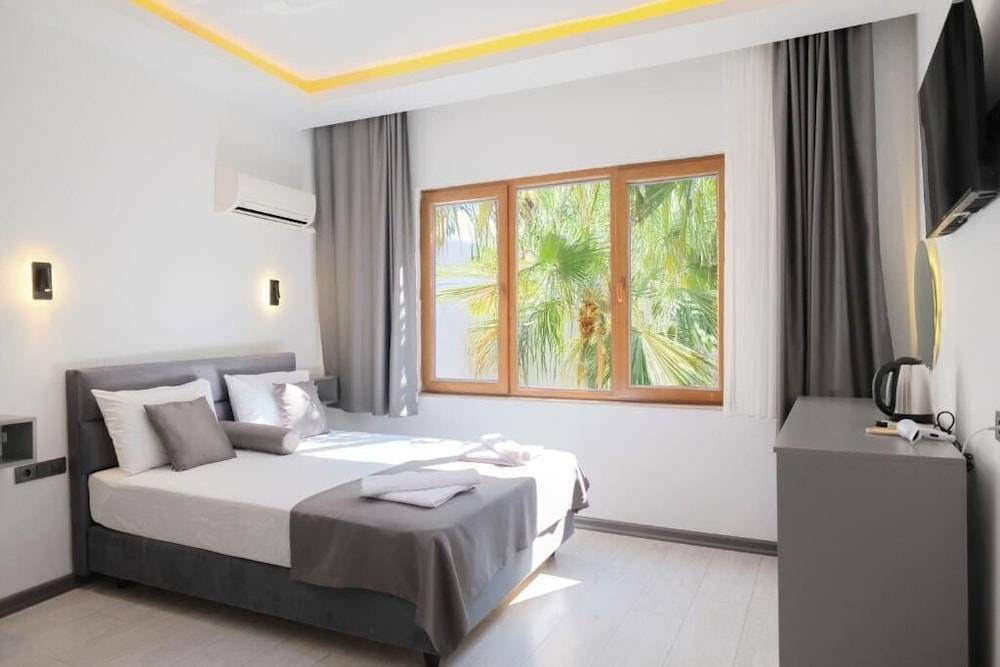 Kariva Hotel 1