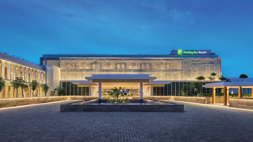 Holiday Inn Resort BINTAN LAGOI BEACH by IHG 1