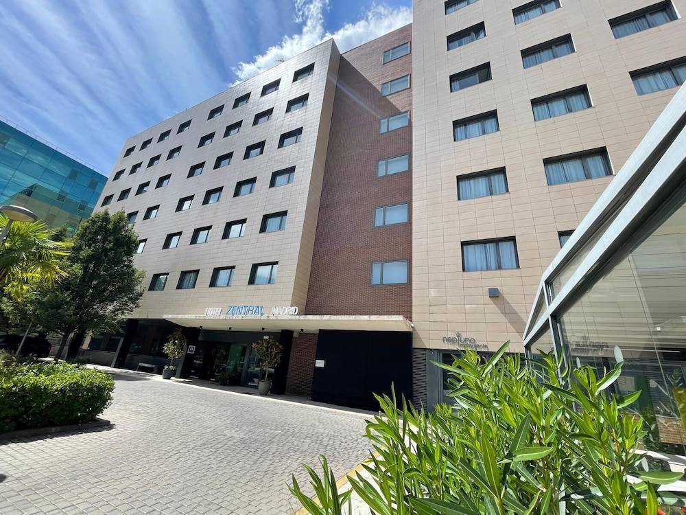 Hotel Zentral Castellana Norte 1
