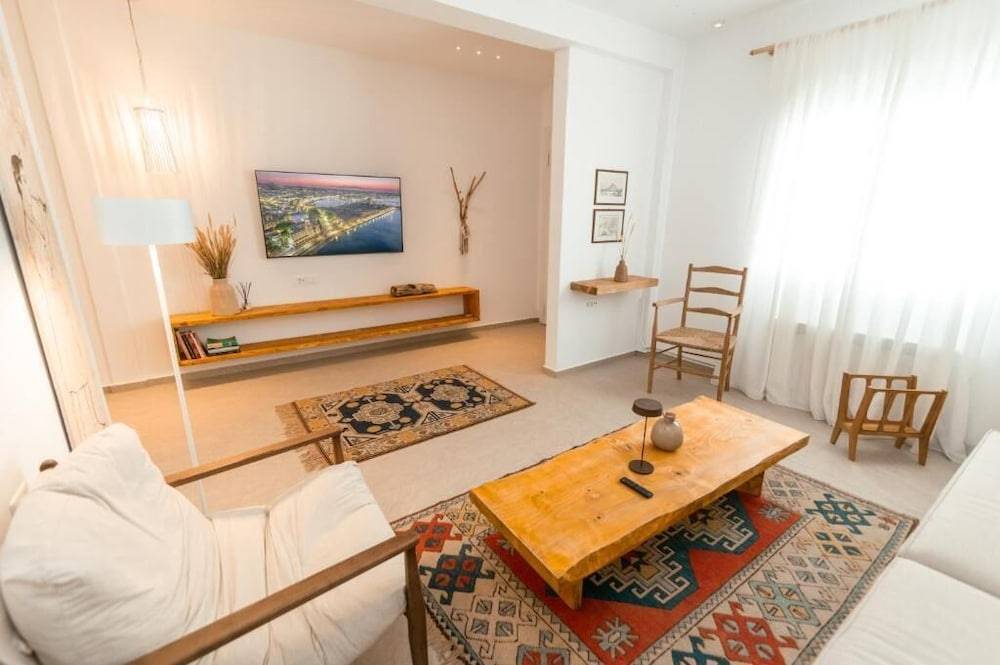 Morpheas Residence 2