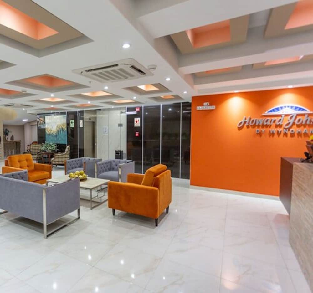 Howard Johnson by Wyndham Lima Miraflores Art House 2