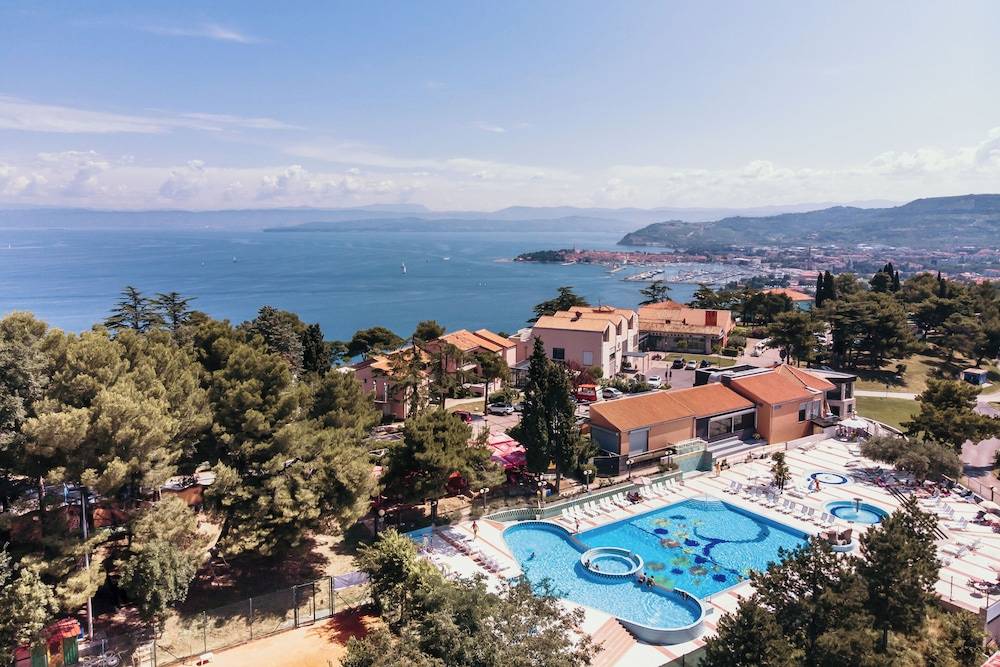Belvedere Resort Hotels 1