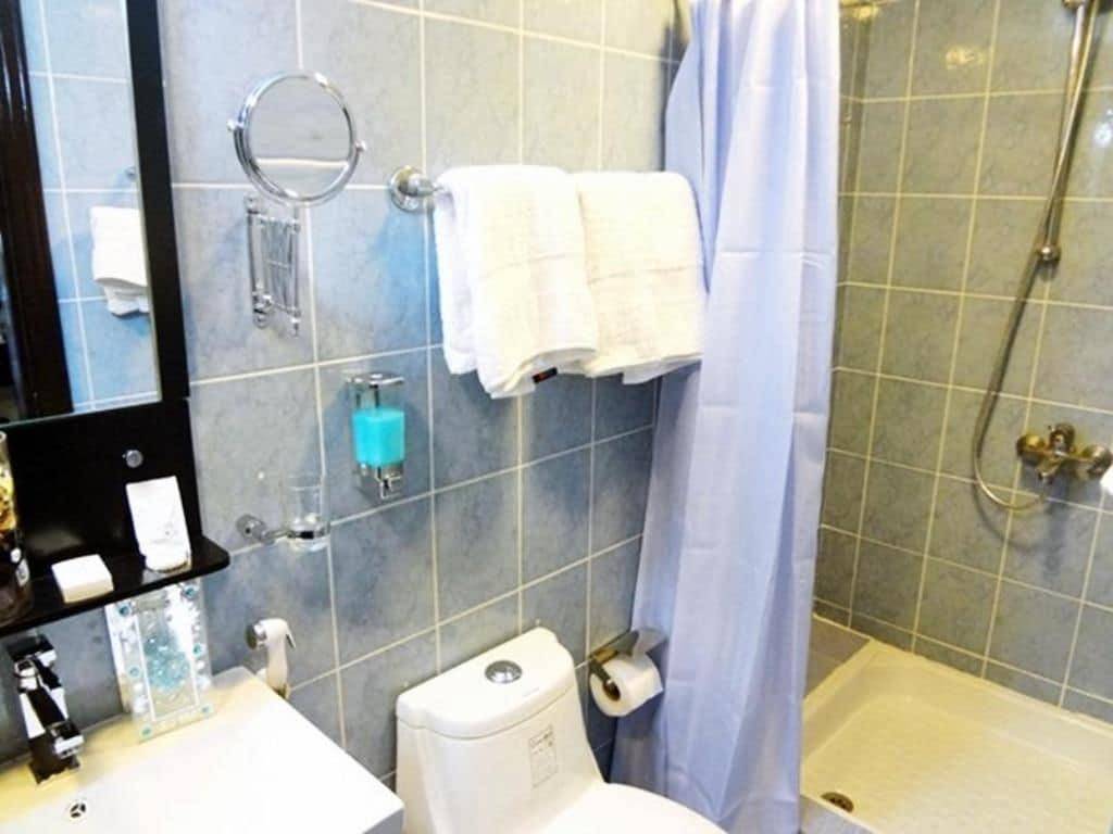 OYO 137 Marina Hotel 2