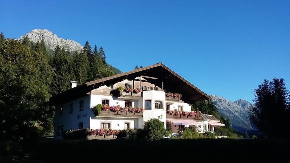 Hotel Kristall 1