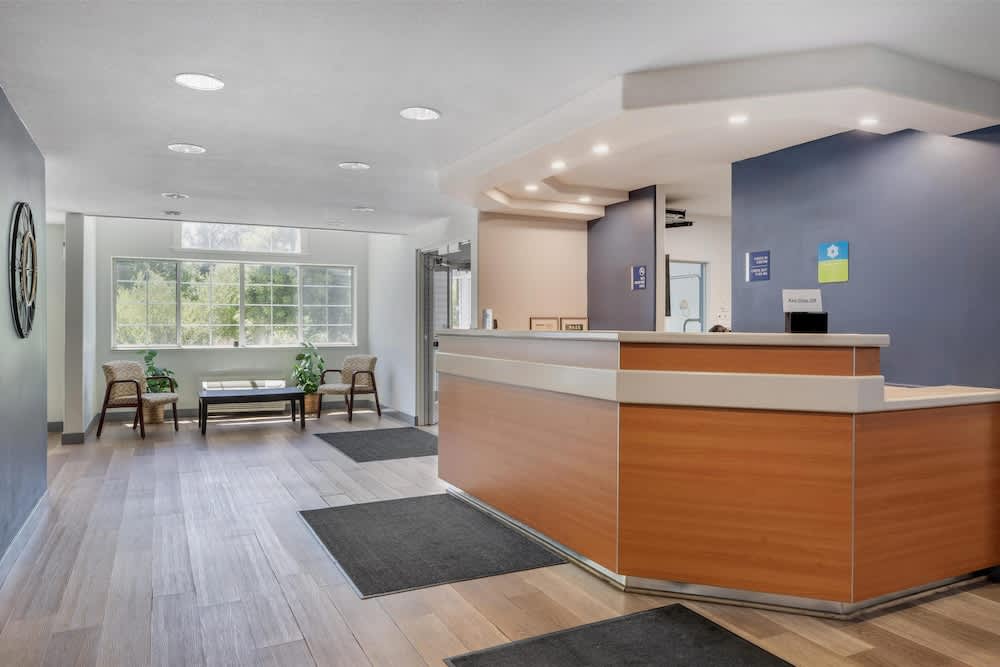 SureStay by Best Western Sacramento South Natomas 2