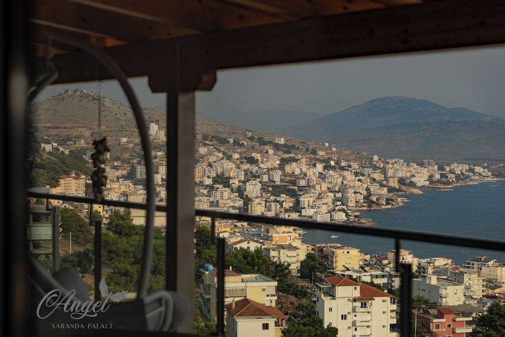Angel Saranda Palace 1