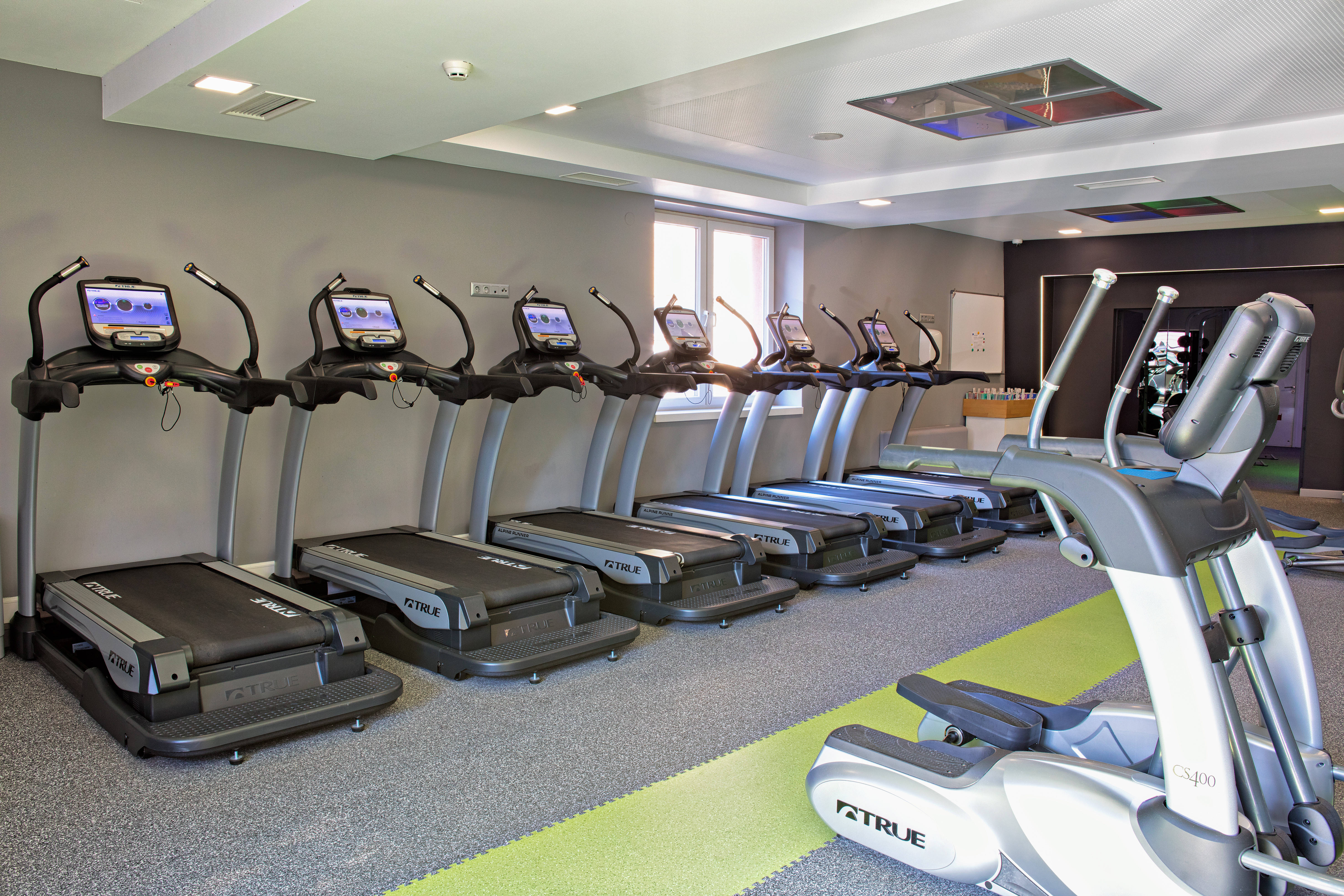 Hotel Central Sarajevo - Gym, Pool & Spa 2