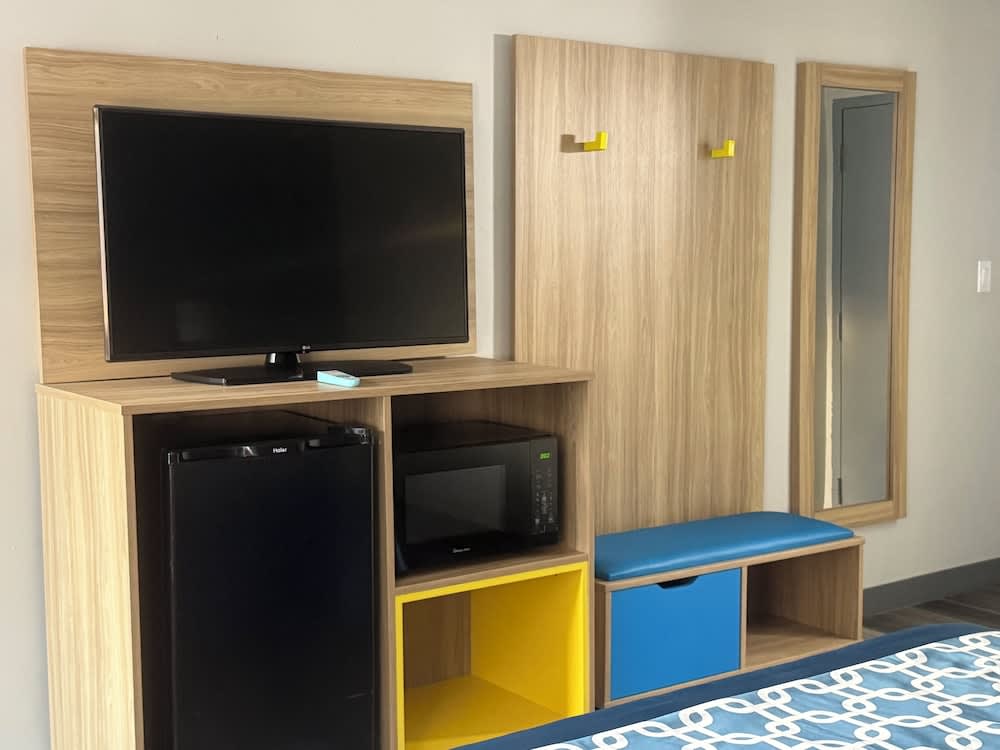 Days Inn by Wyndham Gainesville Hospital - University Area 2
