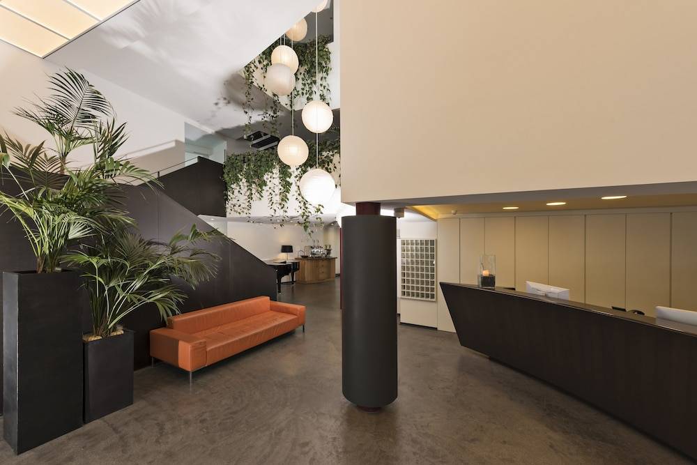 Bio & Wellnesshotel Pazeider - Healing Garden above Meran 2