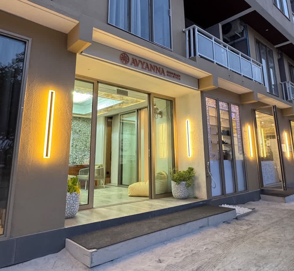 Avyanna Gulhi Beach Hotel 1