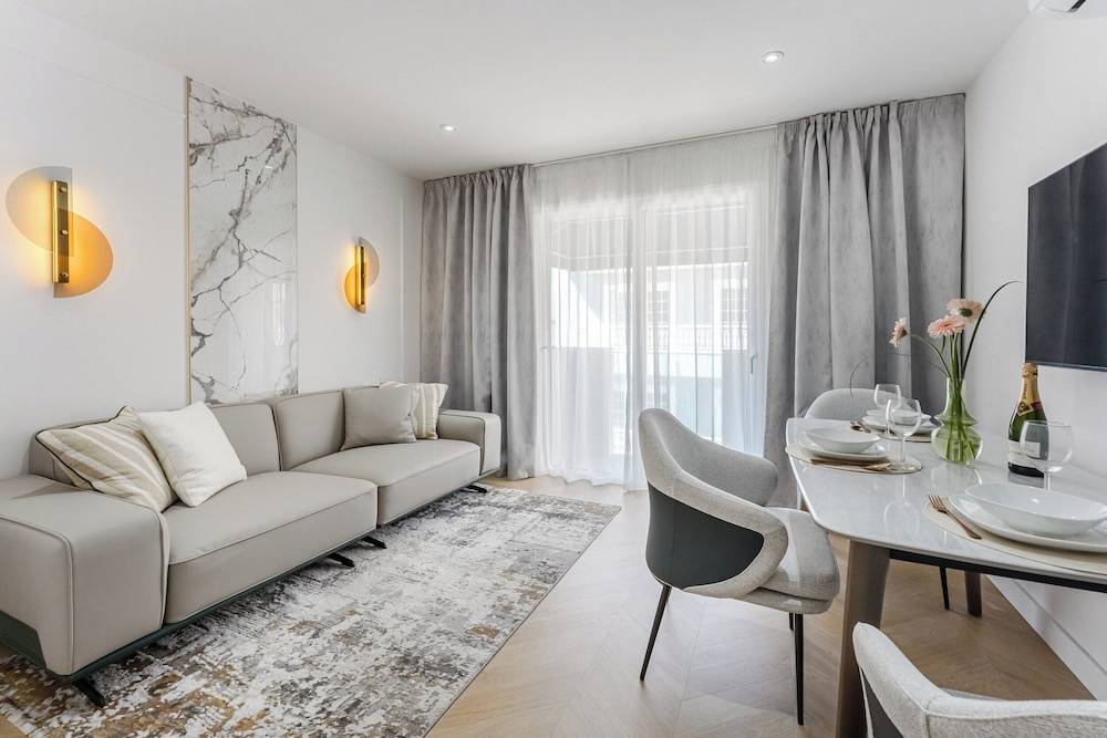 SeaShell Suites 1