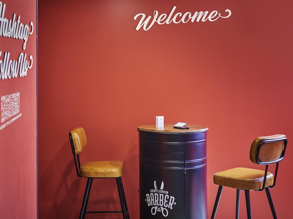 Ibis Styles Paris Gare de l'Est Magenta 1