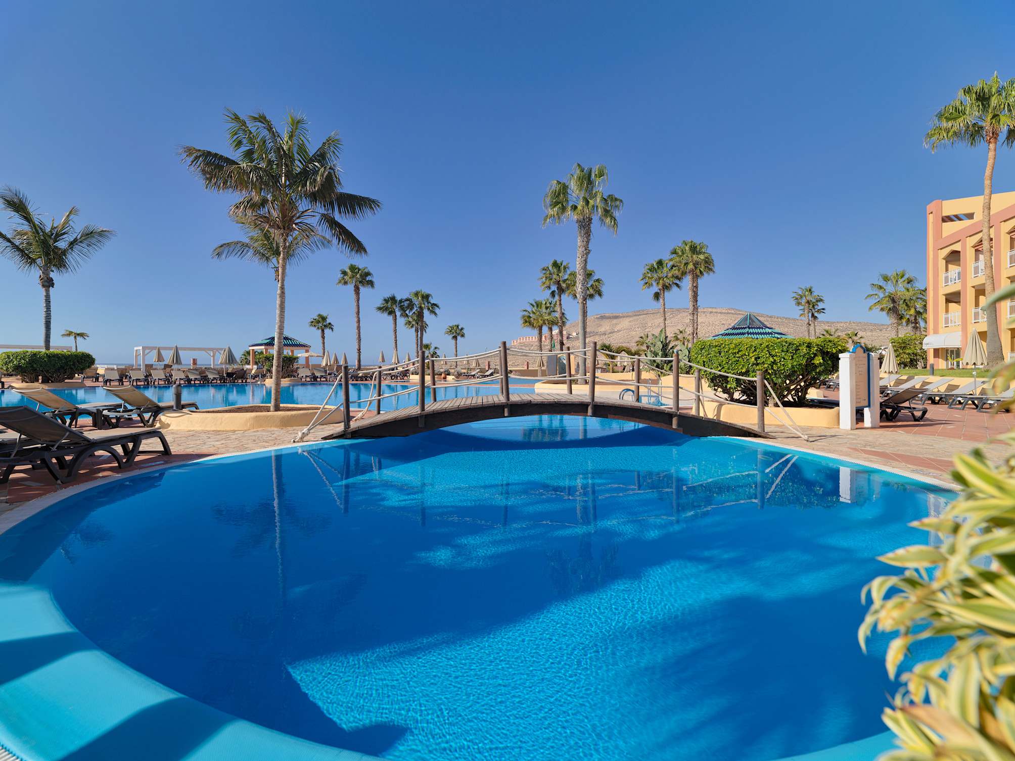 H10 Playa Esmeralda - Adults Only 2