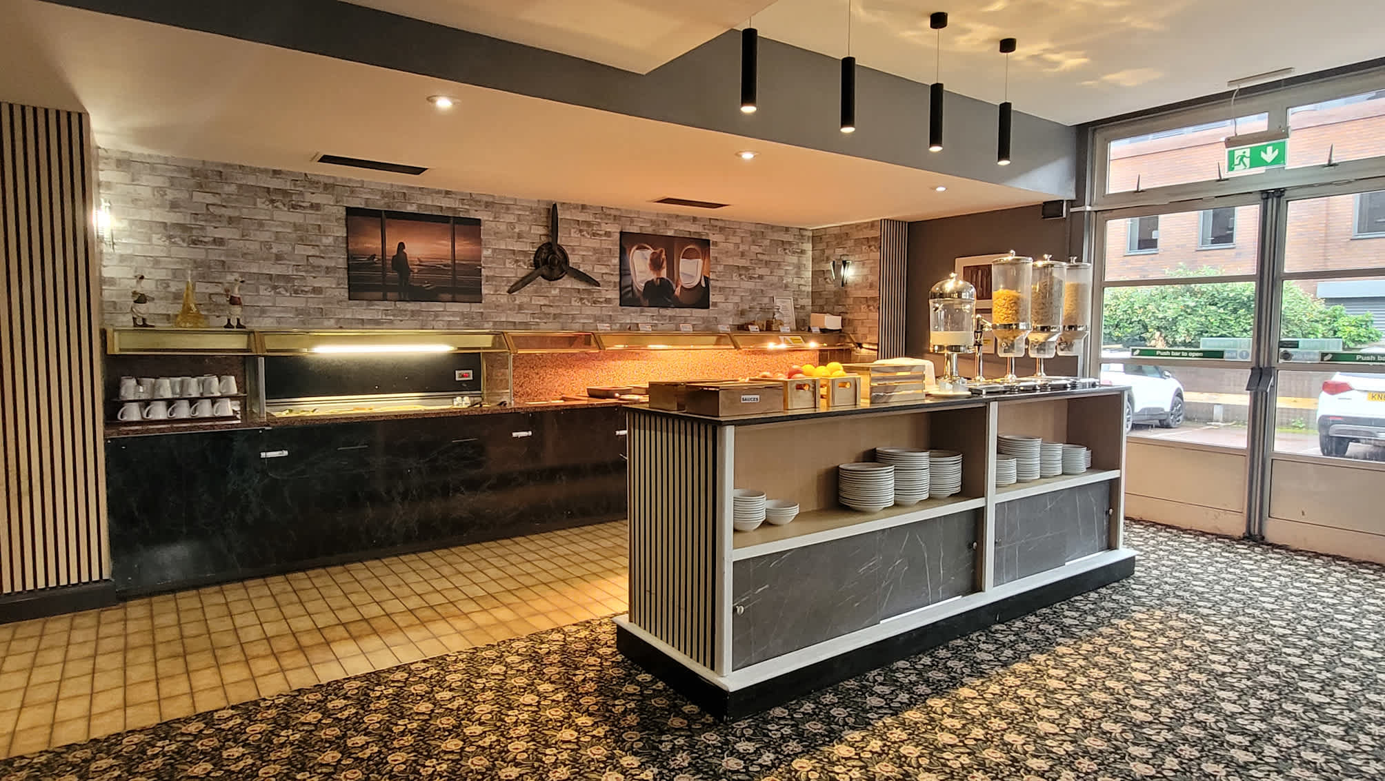 Airport Hotel Manchester 2