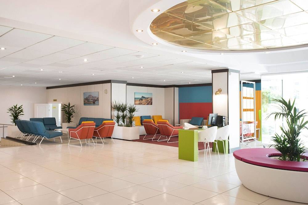 Aparthotel Acuasol 2