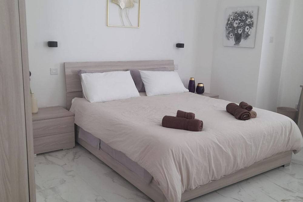 Studio - Sleeps 2 - Balcony - 5 Min Walk To Beach 1