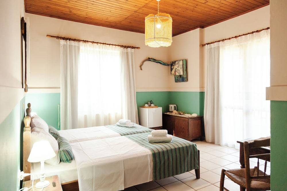 AMNISIADES APARTMENTS 2
