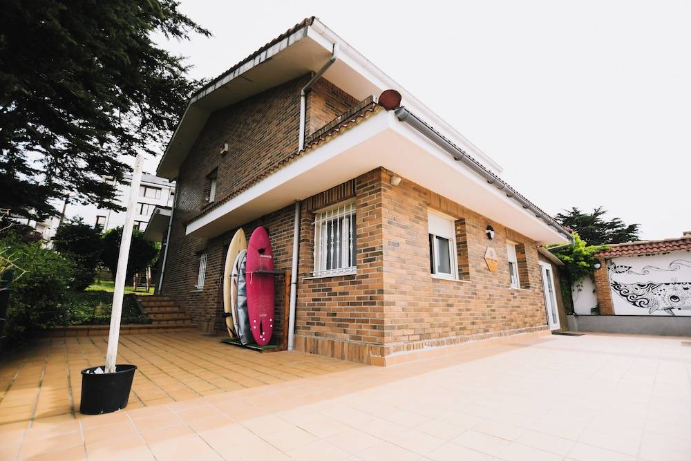 Loredo Surf House 1