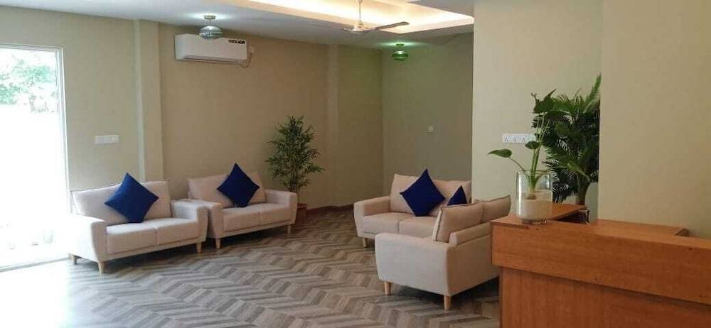 Seaside Dhangethi Inn 1