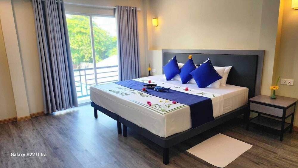 Seaside Dhangethi Inn 2