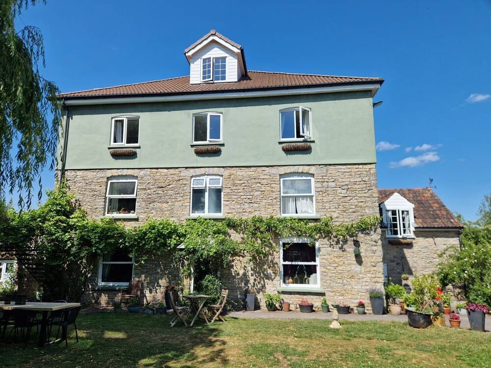 Worth House 1