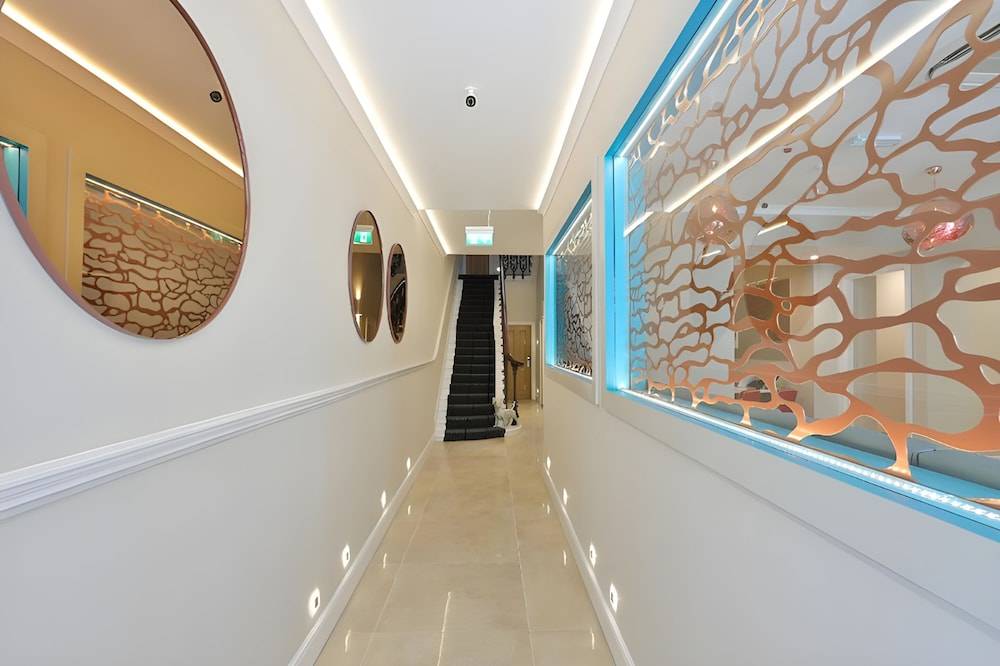The Porchester Hotel 2