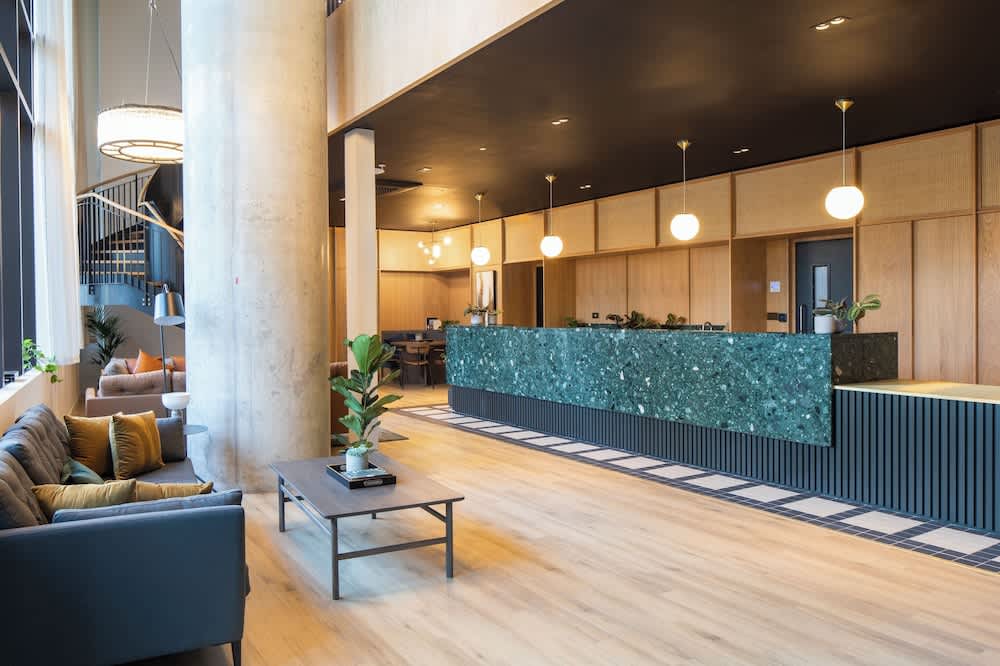 StayCozy Studio Apartments in Croydon 2