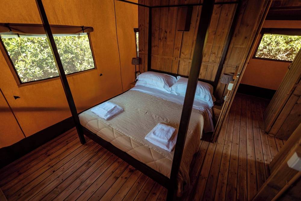 Resort & Glamping Terre di Sacra 2