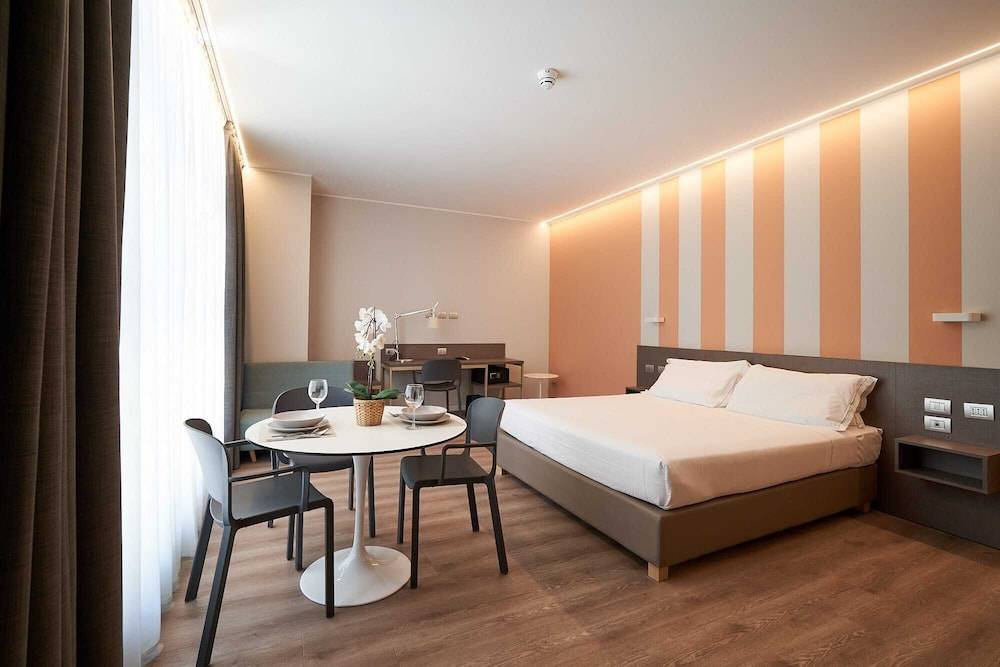 CA' San Cristoforo Apartments & Suites 1